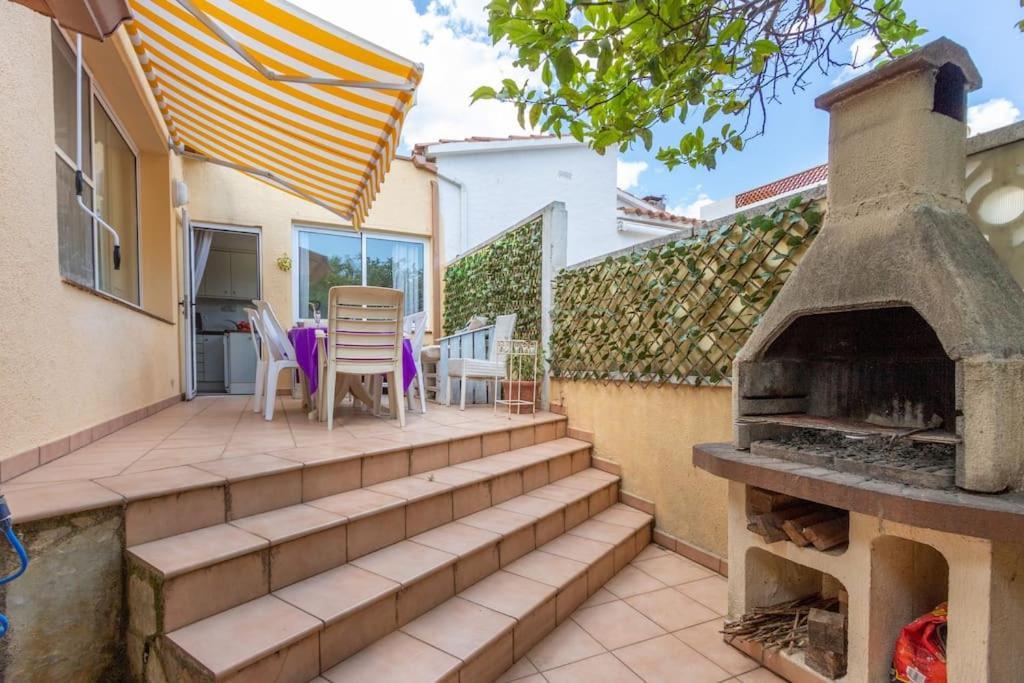 S46-Casa De Vacaciones Climatizada Con Piscina, En El Centro Junto Al Mar, Barbacoa Y Wiifi Empuriabrava Kültér fotó